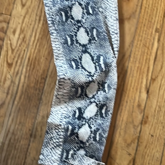 Snake size pattern 30in waist pantS - Picture 4 of 7